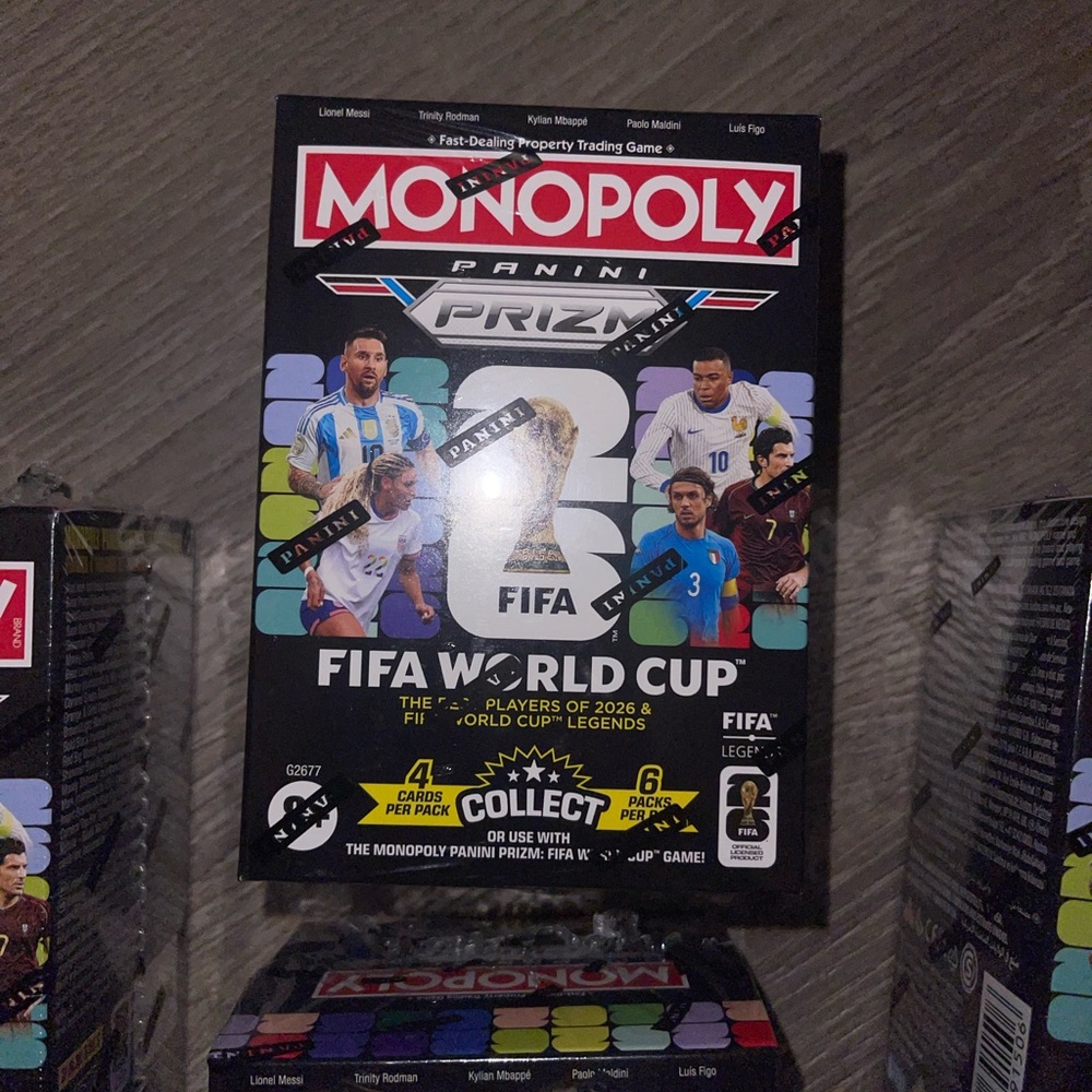 Monopoly Panini Prizm FIFA World Cup 2026 Box